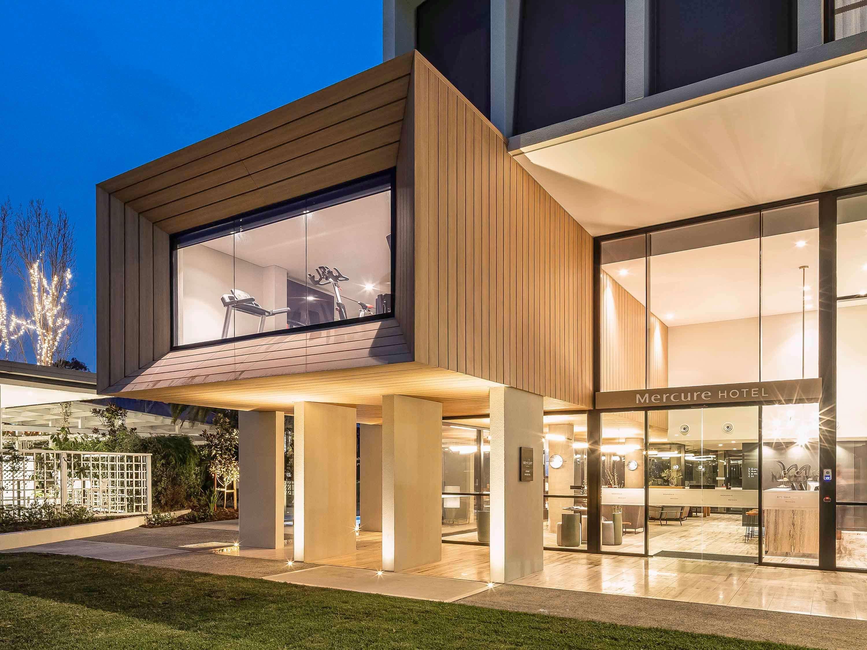 ホテル メルキュール シドニー ルーズ ヒル Kellyville エクステリア 写真